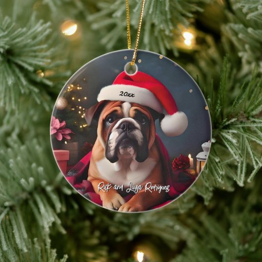 Schöner Bulldog mit Weihnachtsmannmütze Keramik Ornament (Baum)