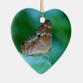 Schöner Danaus Plexippus Butterfly auf dem Leaf. Keramikornament (Rechts)