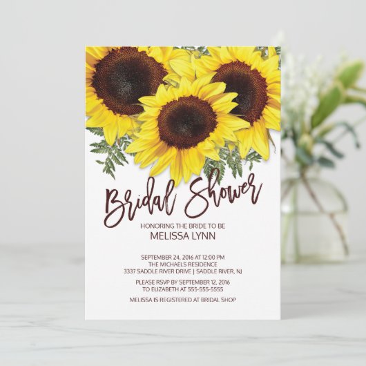 Schöner Fall Sonnenblumen Brautparty laden ein Einladung (Stehend Vorderseite)