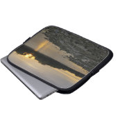 Schöner Fluss Sunrise Laptopschutzhülle (Vorne Knopf)