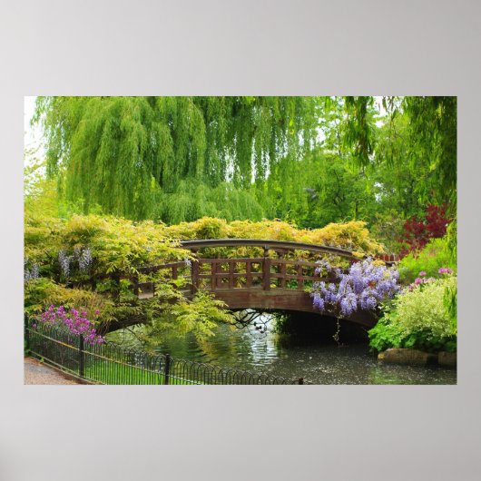 Schöner Frühlingsgarten im Mai Poster (Vorne)