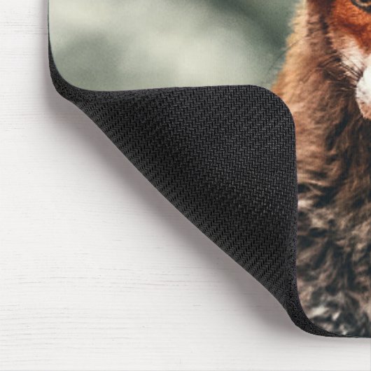 Schöner Fuchs im Grünen Mousepad (Ecke)