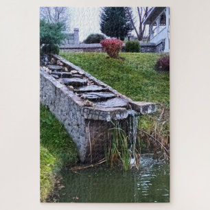 Schöner Gartenwasserfall – Wilde Natur Rumänien Puzzle