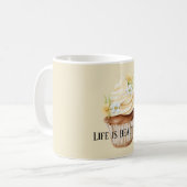 Schöner gelber cremiger Blumen-Cupcake Kaffeetasse (Vorderseite Links)