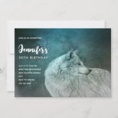 Schöner grauer Wolf am Geburtstag eines dunklen Wa Einladung (Vorderseite)