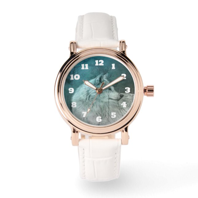 Schöner grauer Wolf in einem dunklen Wald Armbanduhr (Vorderseite)