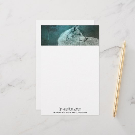 Schöner grauer Wolf in einem dunklen Wald Briefpapier (Vorderseite/Rückseite Beispiel)