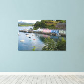 Schöner Hafen und Segelboote mit Reflexionen in 2 Leinwanddruck (Insitu (Holzboden))