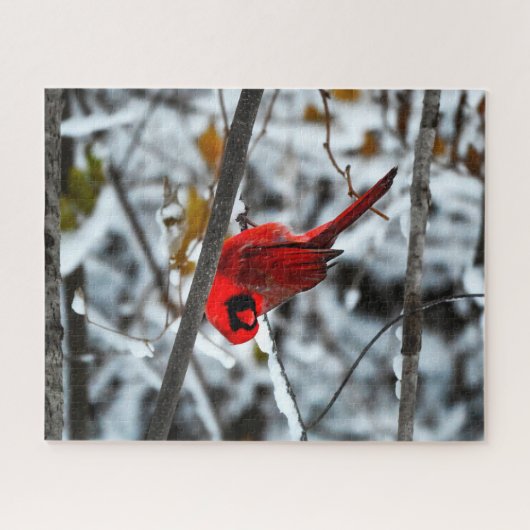 Schöner, hellroter Kardinal im Schnee Puzzle (Horizontal)