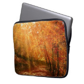 Schöner Herbst Laptopschutzhülle (Vorderseite Links)