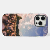schöner Himmel über dem schlichten iPhone Hülle (Rückseite (Horizontal))