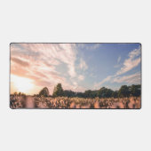 schöner Himmel über dem schlichten Schreibtischunterlage (Vorderseite)