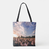 schöner Himmel über dem schlichten Tasche (Rückseite)