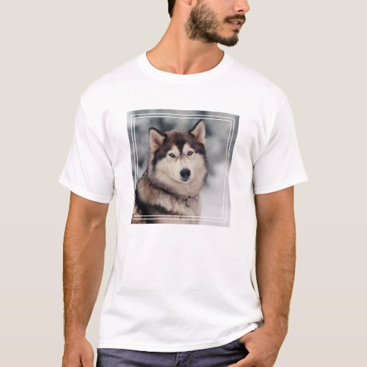 Schöner Husky im Freien T-Shirt (Vorderseite)
