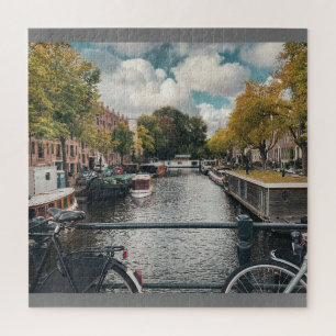schöner Kanal unter bewölktem Himmel Puzzle