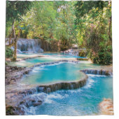 Schöner kleiner Wald Wasserfall Duschvorhang (Vorderseite)