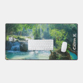 Schöner kleiner Wald Wasserfall (vorne) Schreibtischunterlage (Tastatur & Maus)