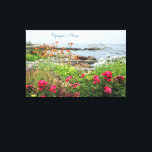 Schöner Küstengarten Ogunquit, ME Leinwanddruck<br><div class="desc">Diese künstlerische Fotografie vermittelt einen Eindruck davon, was die Menschen in die bezaubernde Küstenstadt Ogunquit, ME, bringt. Dieser wunderschöne Küstengarten mit Blick auf den Ozean ist ein Beispiel dafür, warum die Stadt als "ein schöner Ort am Meer" angesehen wird, und er liegt zwischen dem Atlantik und dem Ogunquit Fluss. ....</div>