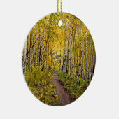 Schöner Landschaftlicher Herbstweg in Aspen Tree G Keramik Ornament (Rechts)
