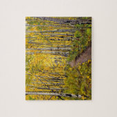 Schöner Landschaftlicher Herbstweg in Aspen Tree G Puzzle (Vertikal)