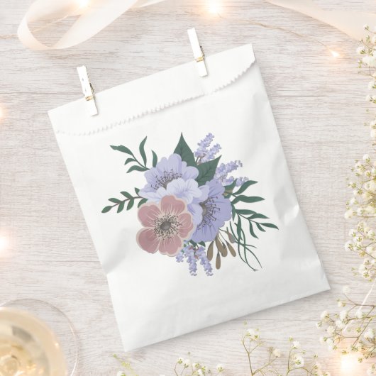 Schöner Lavender in Bouquet Geschenktütchen (Ausgeschnitten)