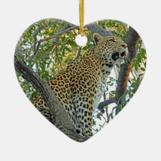 Schöner Leopard Nahaufnahme Keramik Ornament