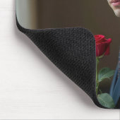 Schöner Mann mit Rote Rose Mousepad (Ecke)