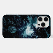 Schöner Mondschein durch Bäume iPhone Hülle (Rückseite (Horizontal))