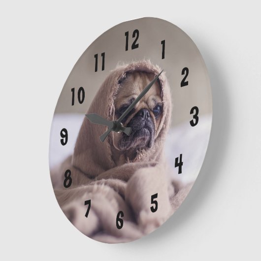 Schöner Mops Große Wanduhr (Winkel)