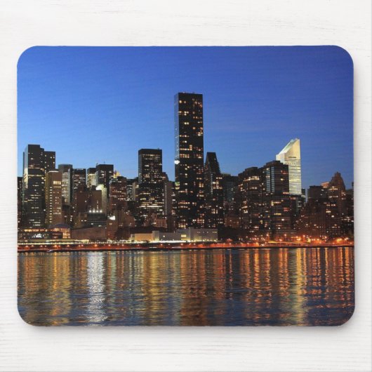Schöner New Yorker Abend Skyline Mousepad (Vorne)
