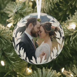 Schöner offener weißer Kranz mit Hochzeitsfoto Ornament Aus Glas