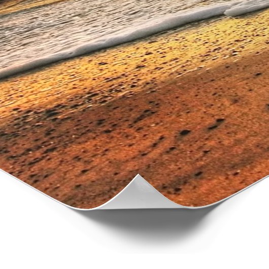 Schöner Orange Sonnenuntergang am Strand Poster (Ecke)
