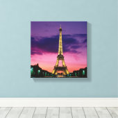 Schöner Pariser Eiffelturm bei Nacht Leinwanddruck (Insitu (Holzboden))
