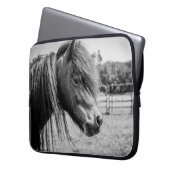 SCHÖNER PFERD LAPTOPSCHUTZHÜLLE (Vorderseite Links)