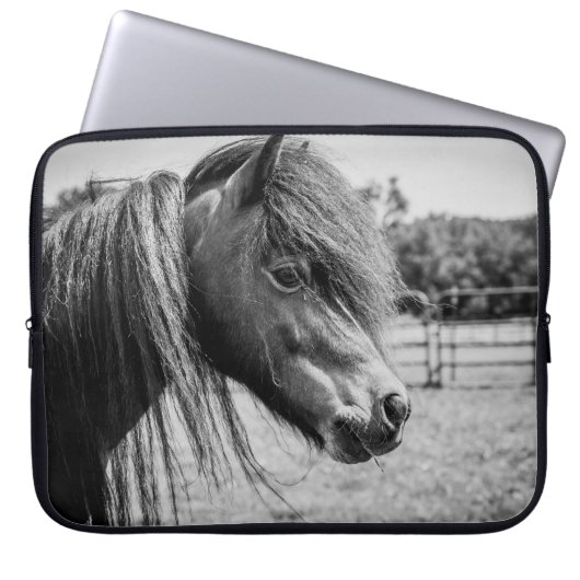 SCHÖNER PFERD LAPTOPSCHUTZHÜLLE (Vorderseite)
