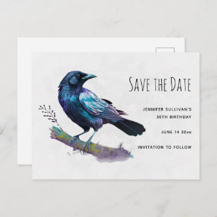 Schöner Raven auf einem Baumzweig Save the Date Einladungspostkarte