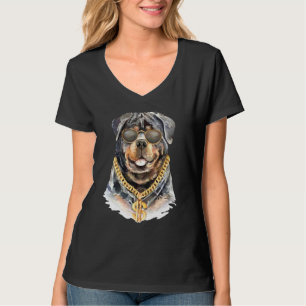 Schöner Rottweiler-Hund mit Kettenhalskette T-Shirt