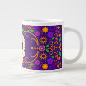 Schöner Schädel mit Blume Día de los Muertos Jumbo-Tasse (Rechts)