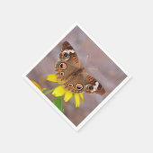 Schöner Schmetterling auf der Gelben Blume Serviette (Ecke)