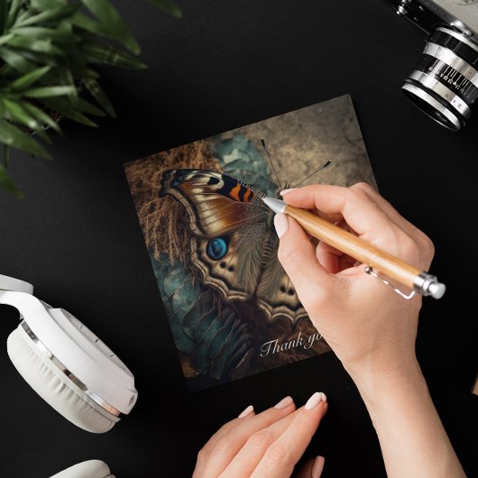 Schöner Schmetterling, der seine Flügel ausbreitet