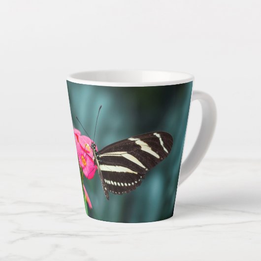 Schöner Schmetterling Milchtasse (Rechte Ecke)