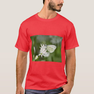 Schöner Schmetterling – Natürliche Eleganz T-Shirt
