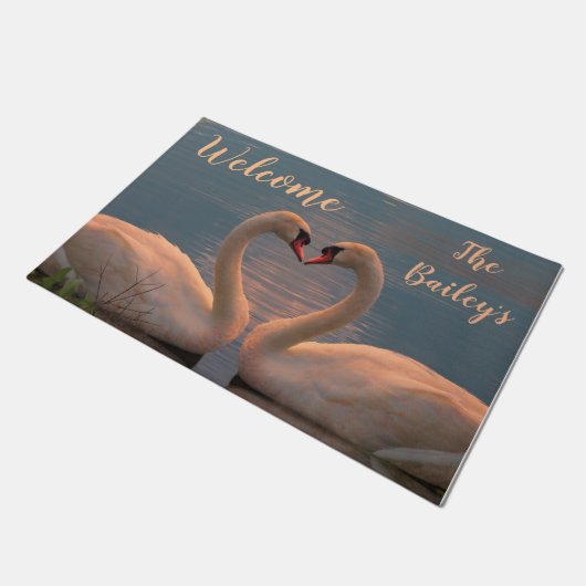 Schöner Schwan Door Mat Fußmatte (Schrägansicht)