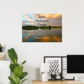 Schöner See bei Sonnenuntergang Poster (Heimbüro)