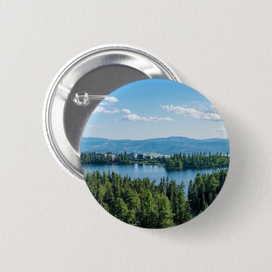 Schöner See mit Bäumen Button (Vorne & Hinten)