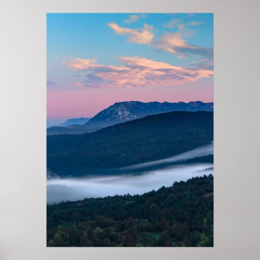 Schöner Sonnenaufgang Blick auf Nanos von Šilentab Poster (Vorne)