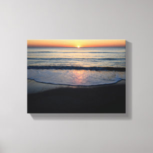Schöner Sonnenaufgang über dem Meer Leinwanddruck
