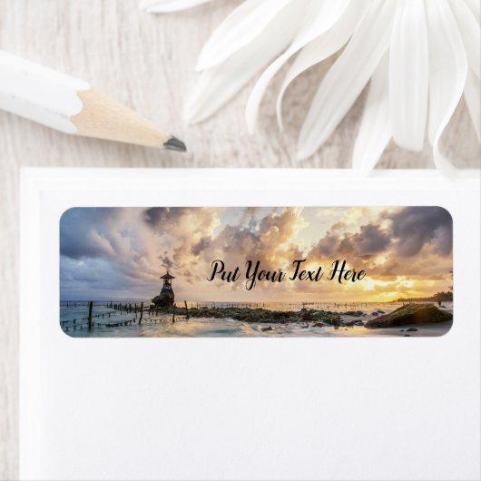 Schöner Sonnenaufgang über Strand - Nusa Penida Ba (Insitu)