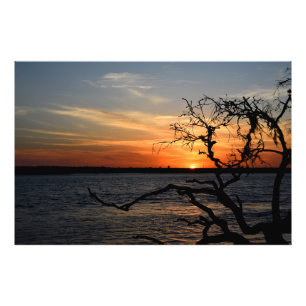 Schöner Sonnenuntergang am Fluss Fotodruck