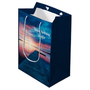 Schöner Sonnenuntergang am ruhigen Birthday Lake Mittlere Geschenktüte